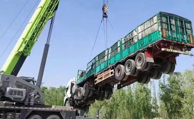 塔什库尔道路脱困救援案例